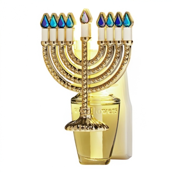 ✴️FREE✴️BBW Menorah Nightlight Wallflowers Fragrance Plug - Picture 2 of 5